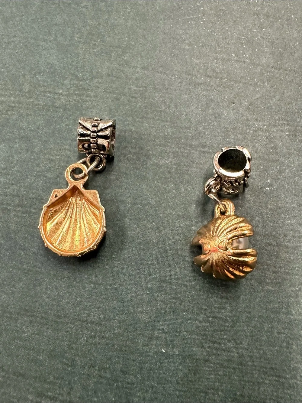 Shell Charm Bundle Gold Peach Enamel Gold With Faux Pearl B11